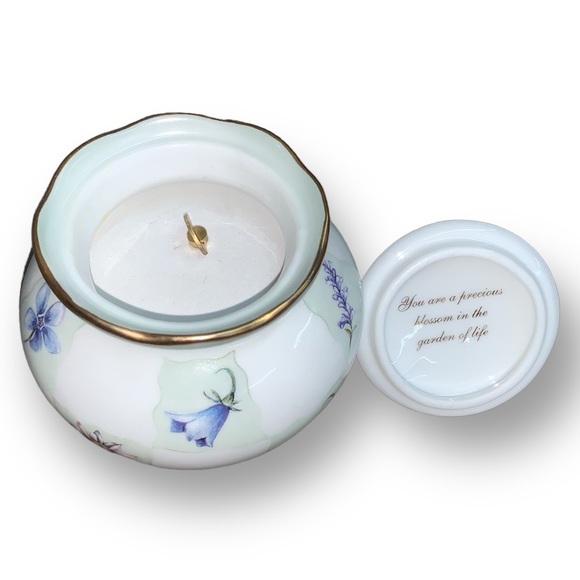 Butterfly Dance music box - Picture 1 of 6